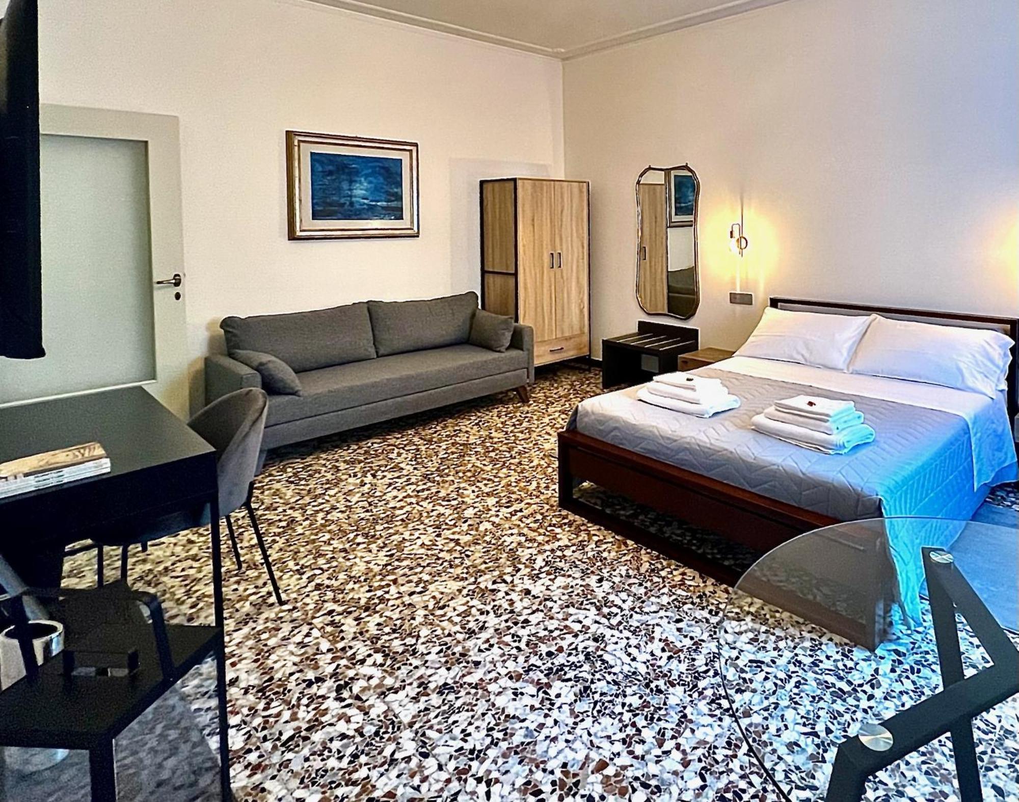 Casa Margherita Piacenza Eksteriør bilde